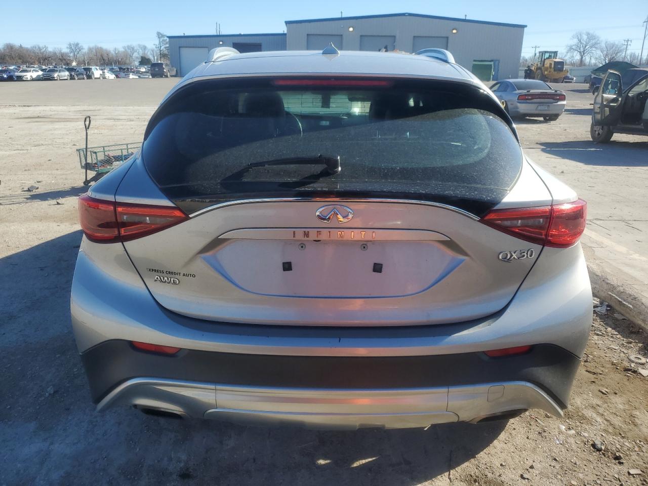 2017 Infiniti Qx30 Base VIN: SJKCH5CR4HA033132 Lot: 44685975