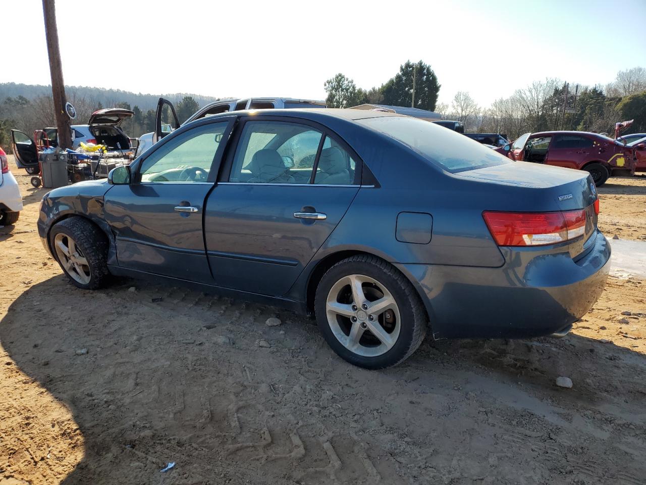2006 Hyundai Sonata - Image 2