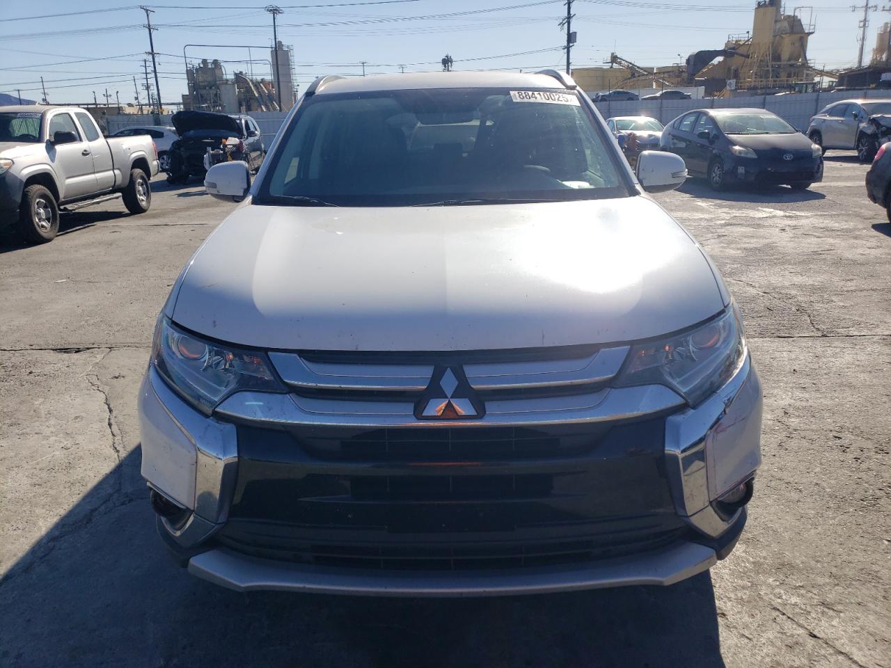 2016 Mitsubishi Outlander - Image 5