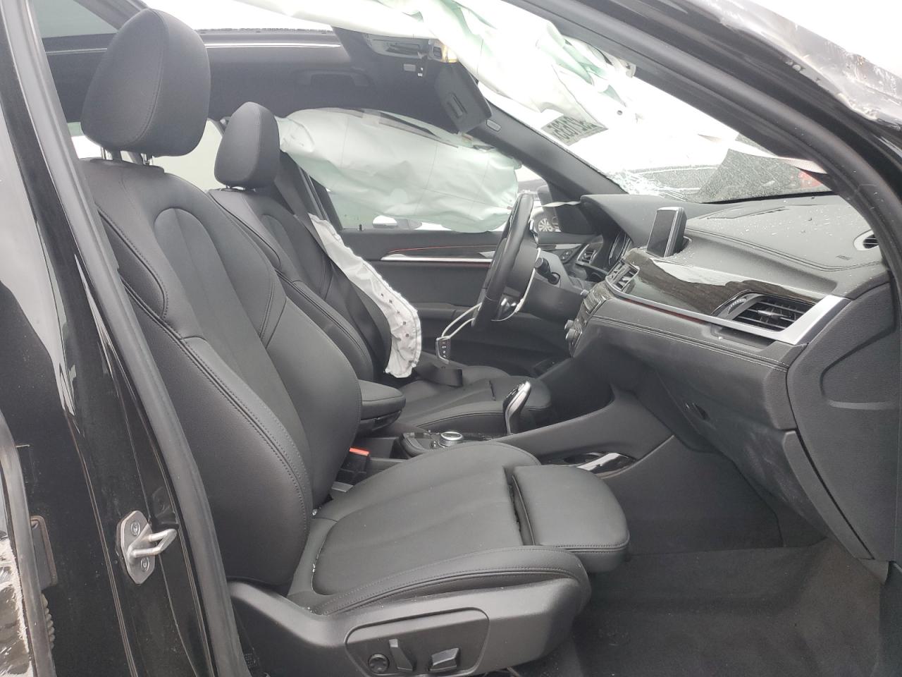 2021 BMW X1 - Image 7
