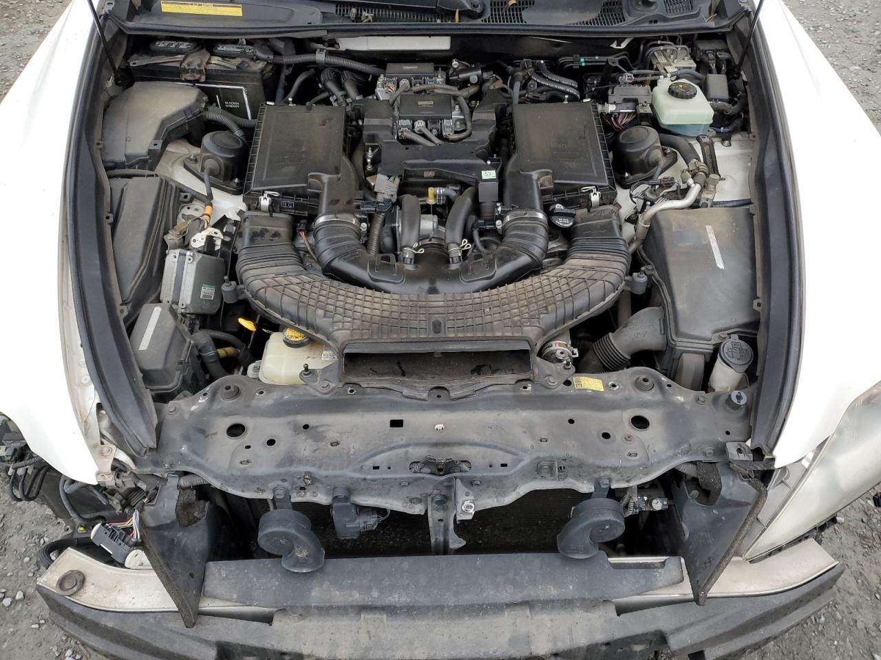 2010 Lexus LS - Image 11