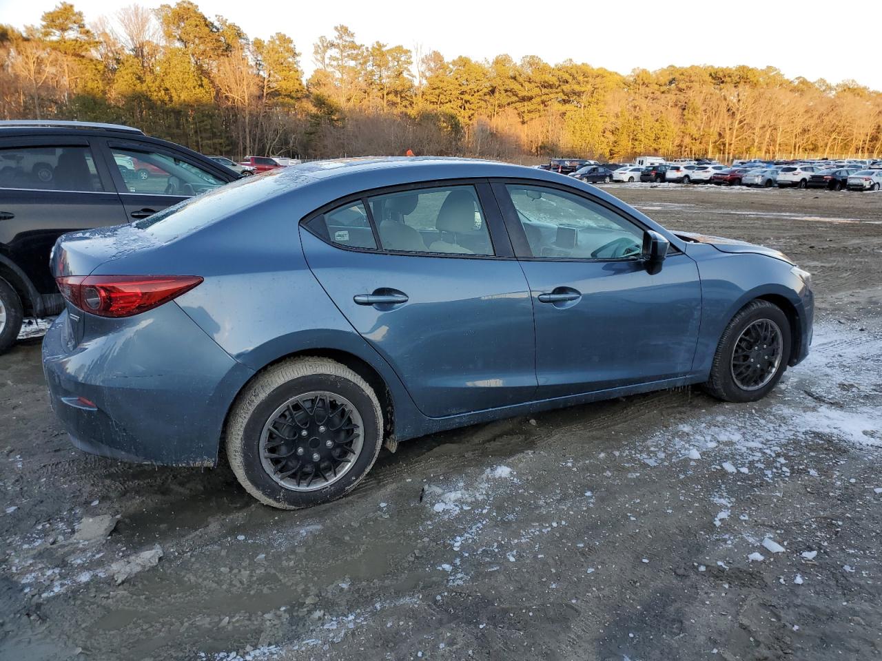 2015 Mazda 3 - Image 3