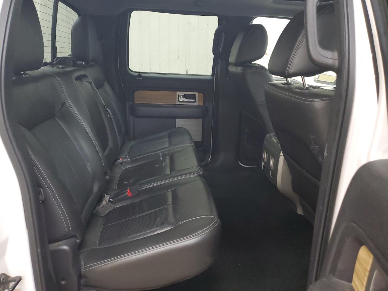 2011 Ford F-150 - Image 10