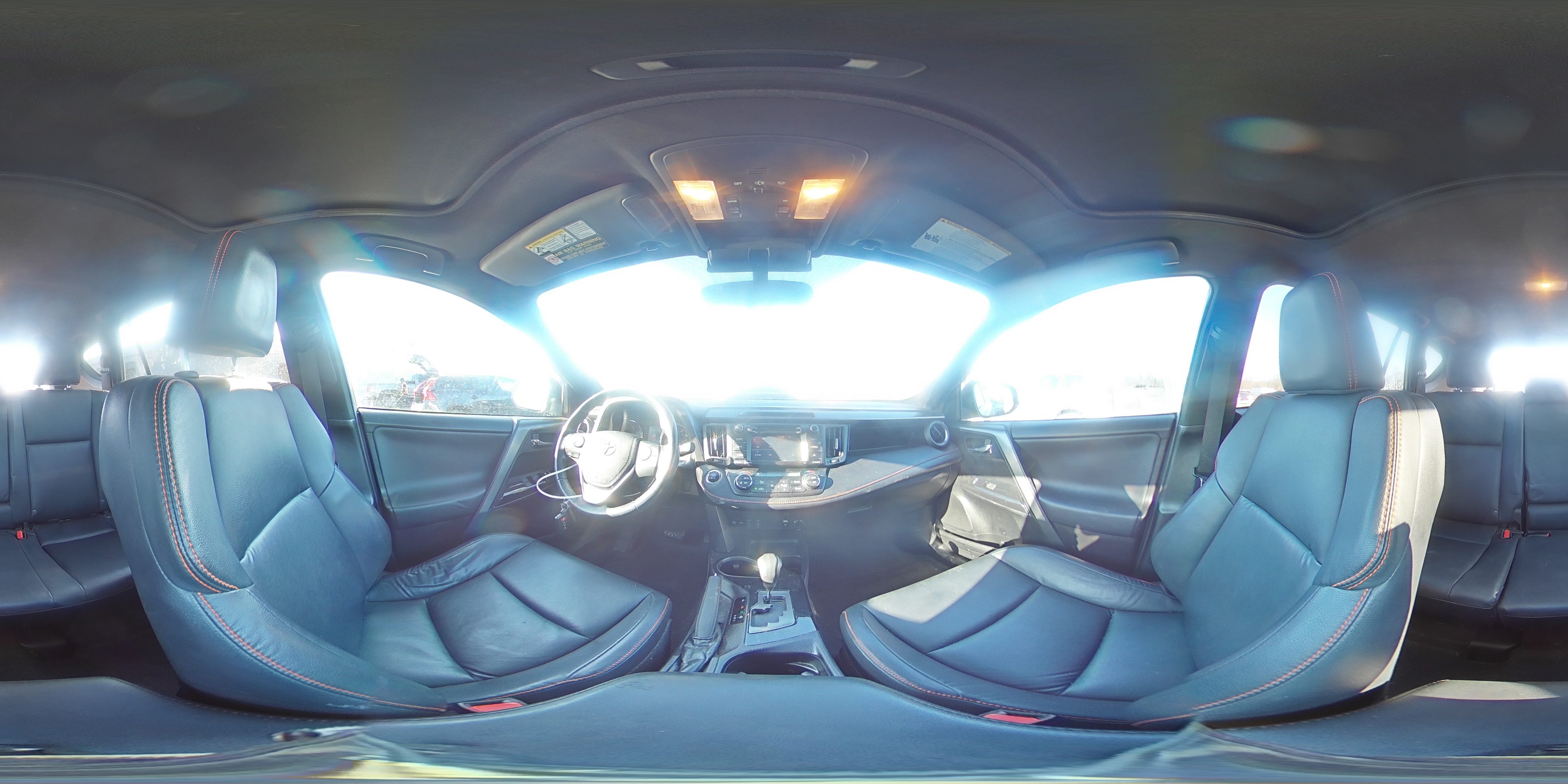 2016 Toyota RAV 4 - Image 16