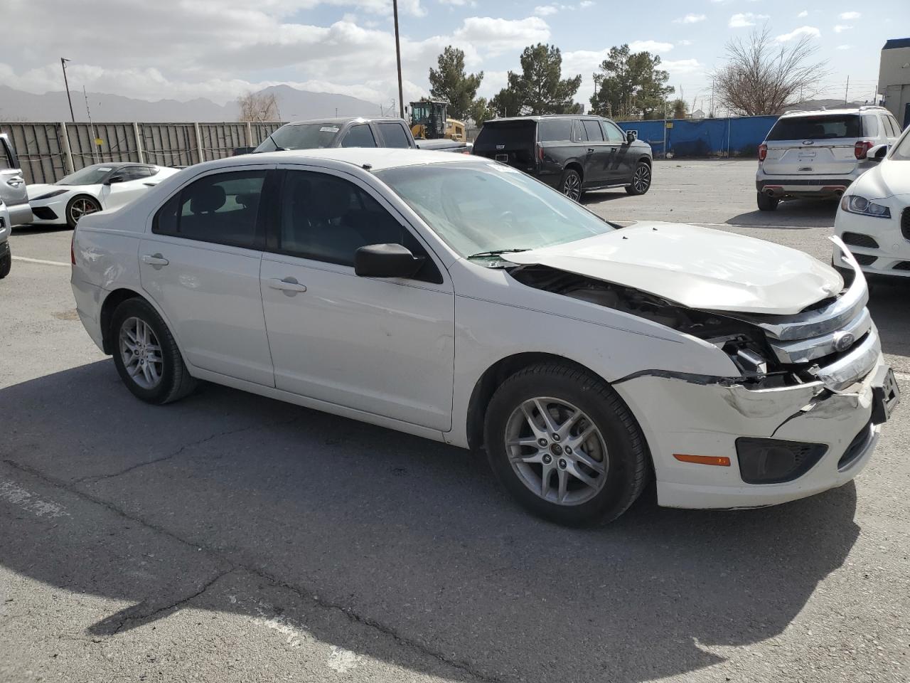 2011 Ford Fusion - Image 4