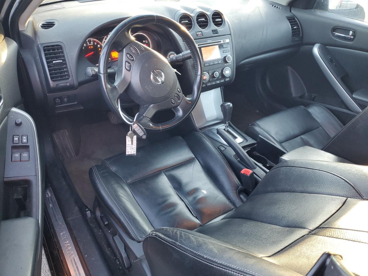 2011 Nissan Altima - Image 8