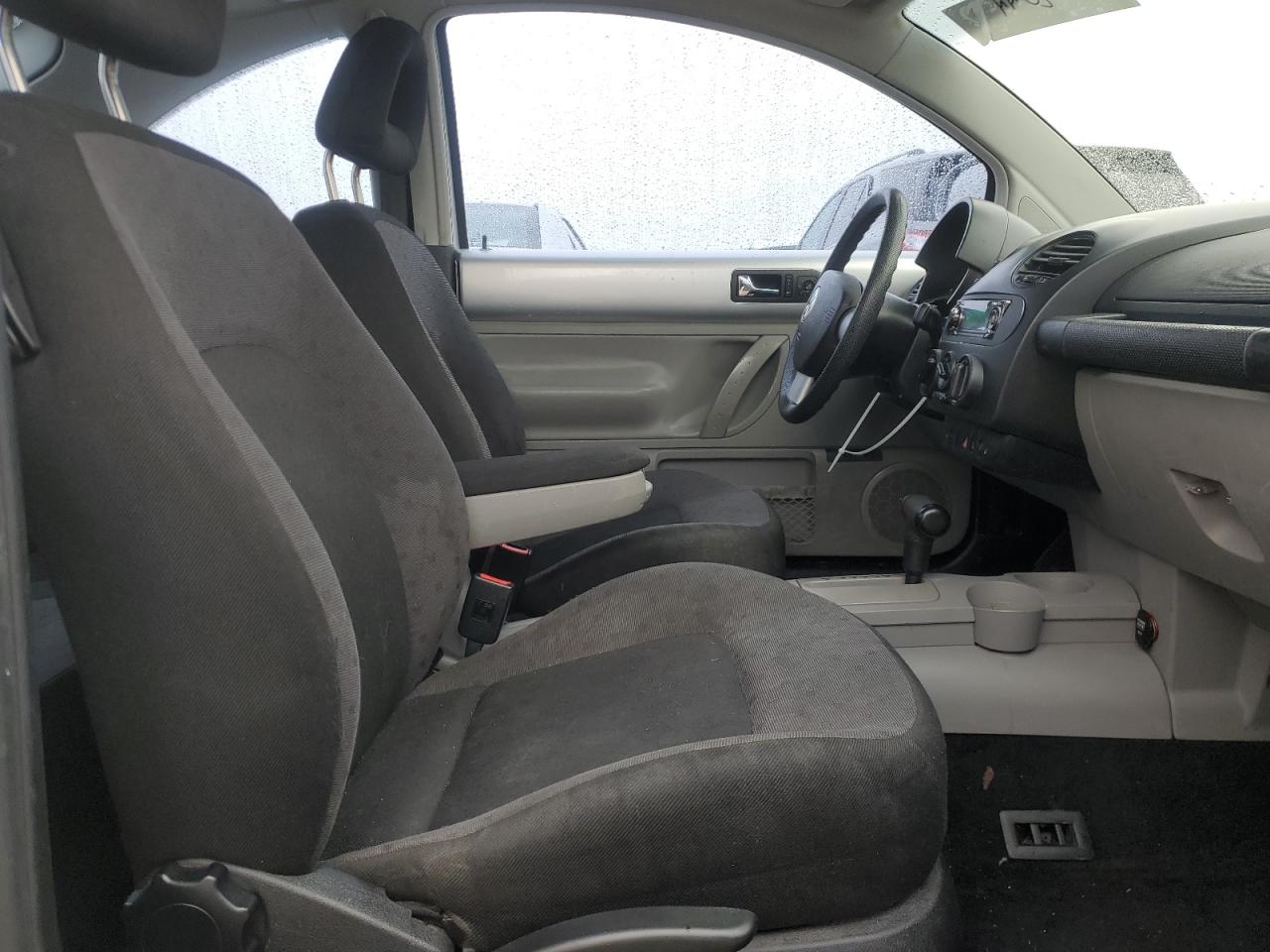 2000 Volkswagen New Beetle Gls VIN: 3VWCA21C2YM482720 Lot: 87412044