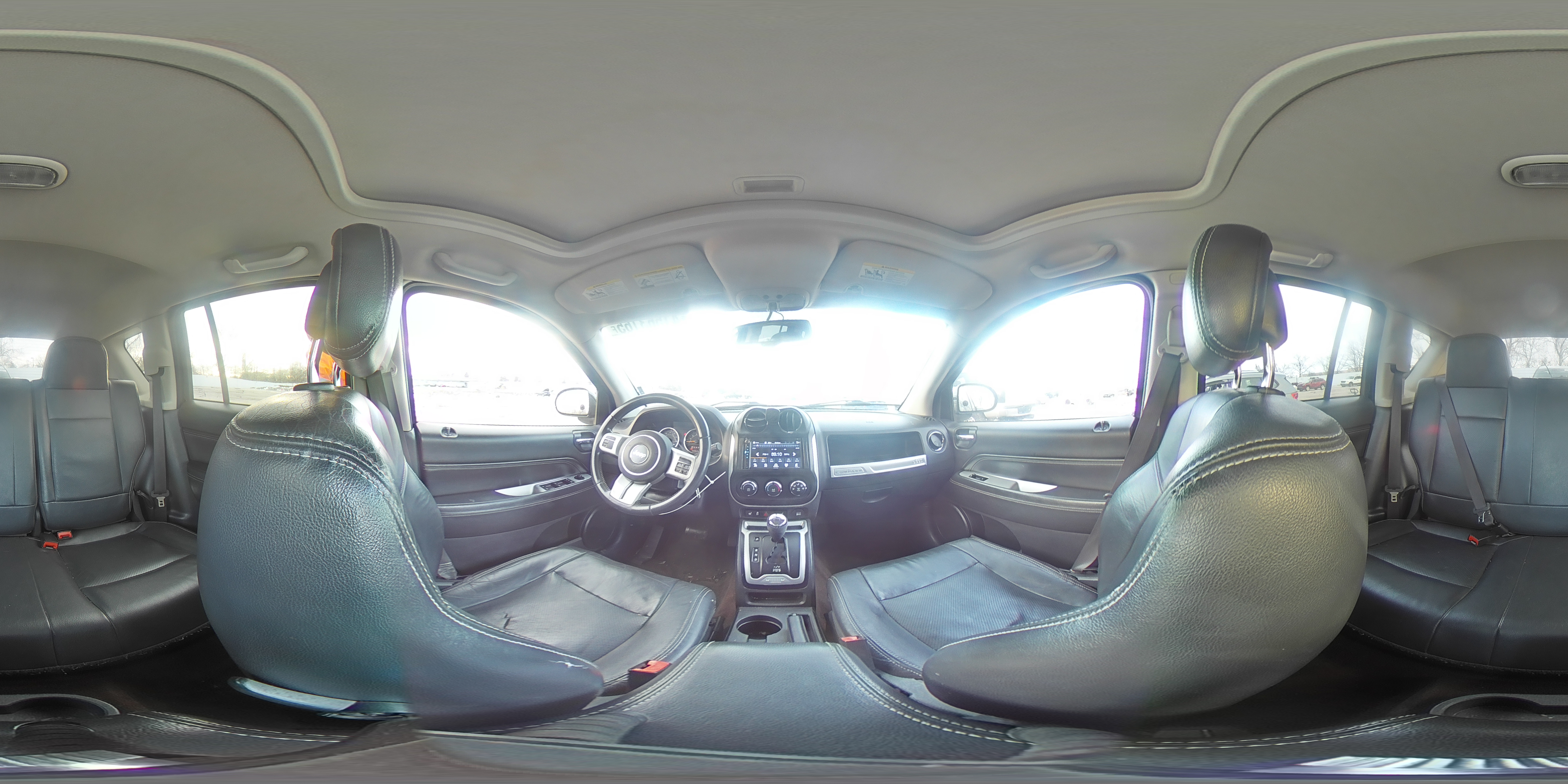 2015 Jeep Compass - Image 13