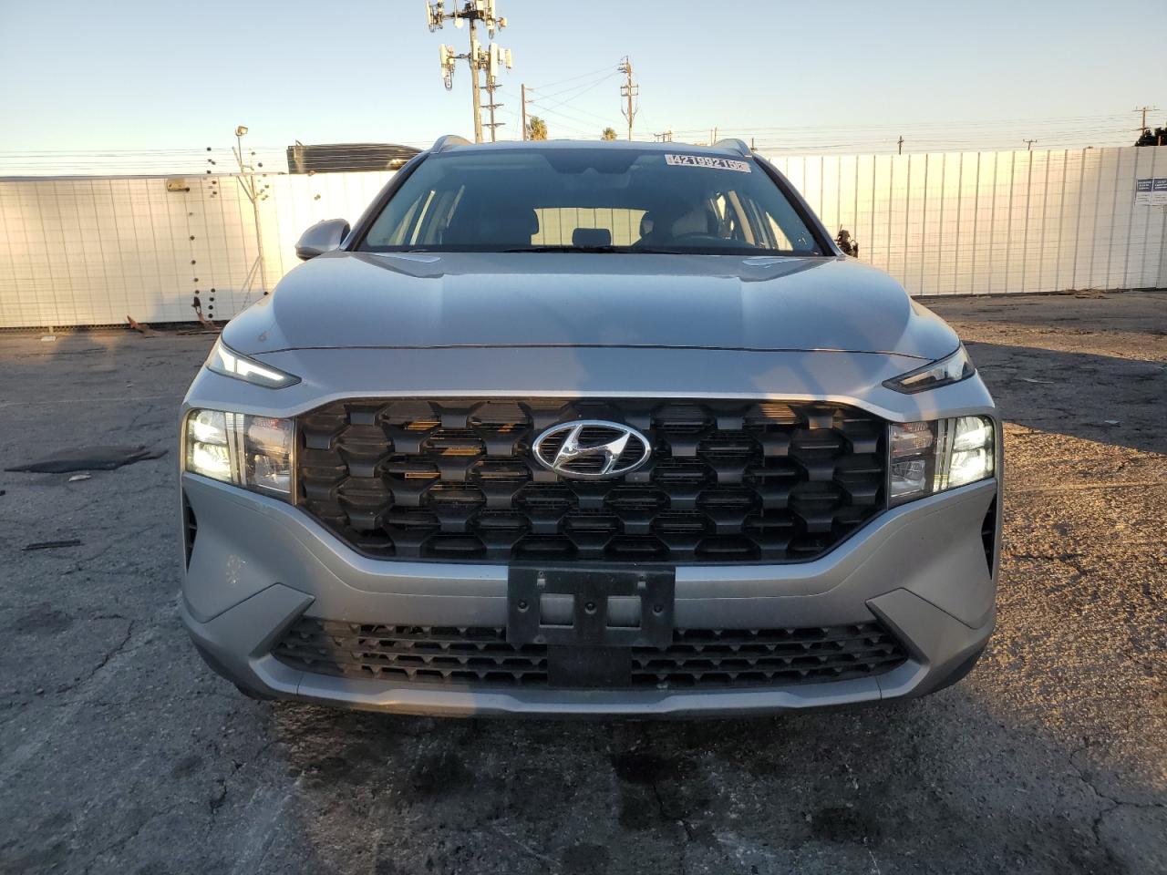 2023 Hyundai Santa Fe - Image 5