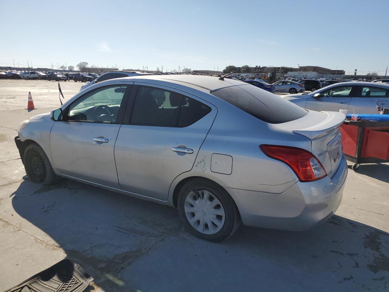 2014 Nissan Versa - Image 2