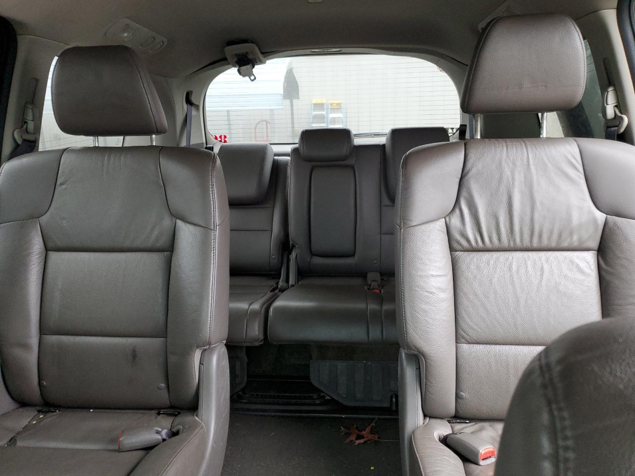 2011 Honda Odyssey - Image 10