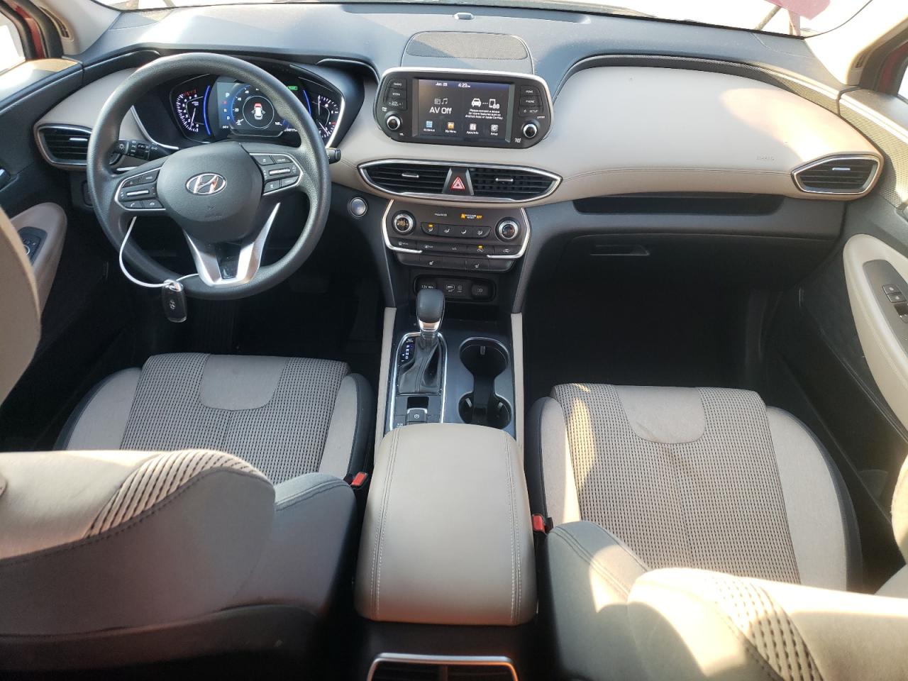 2019 Hyundai Santa Fe - Image 8