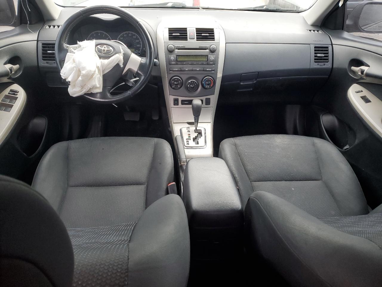 2010 Toyota Corolla - Image 8