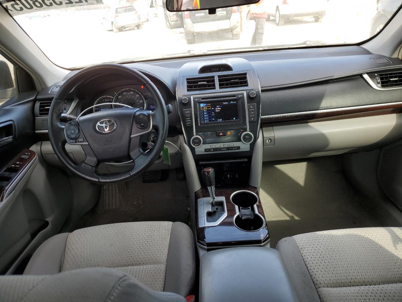 2013 Toyota Camry - Image 8