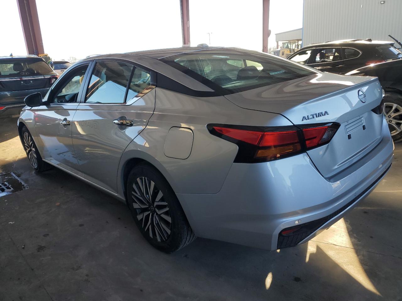 2024 Nissan Altima - Image 2