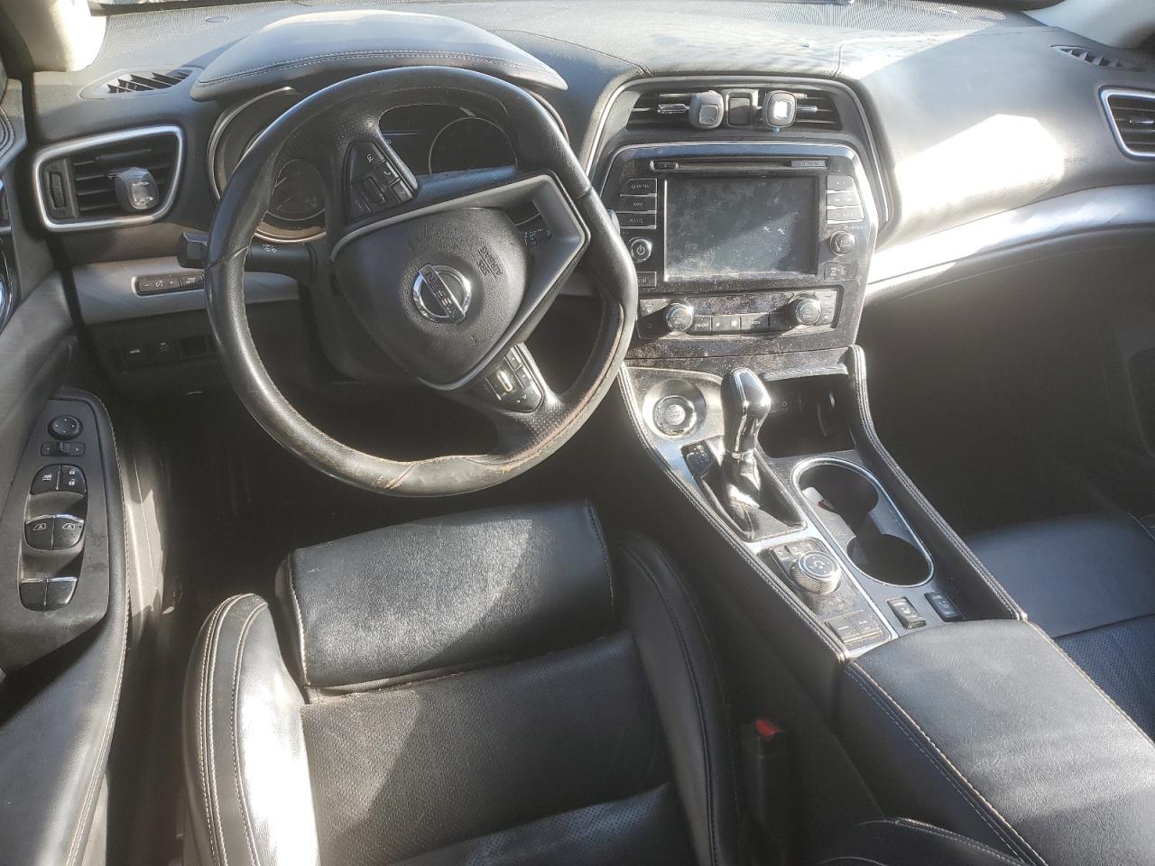 2017 Nissan Maxima - Image 8