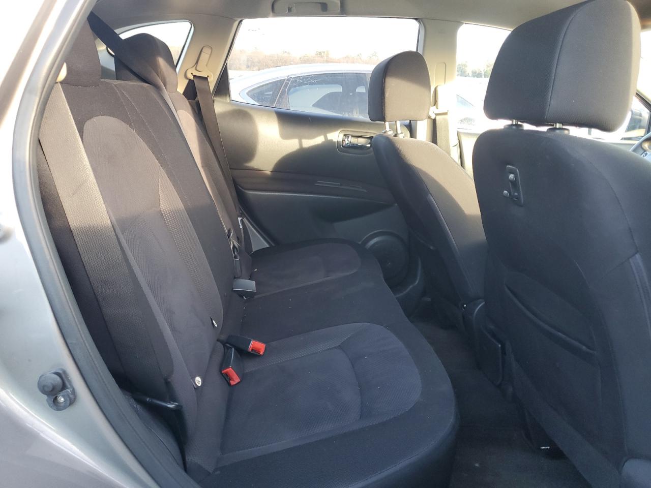 2013 Nissan Rogue - Image 11