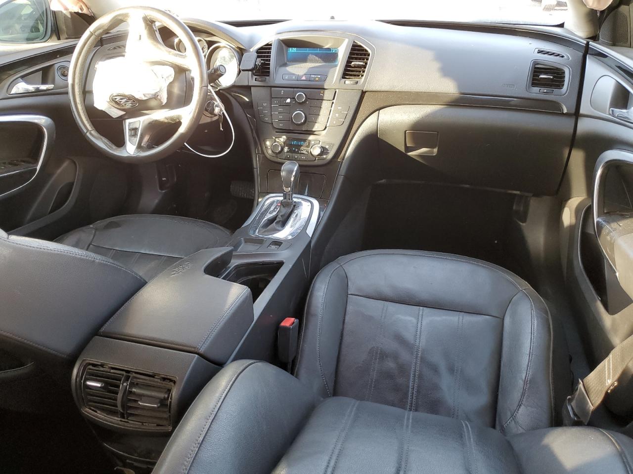 2011 Buick Regal - Image 8
