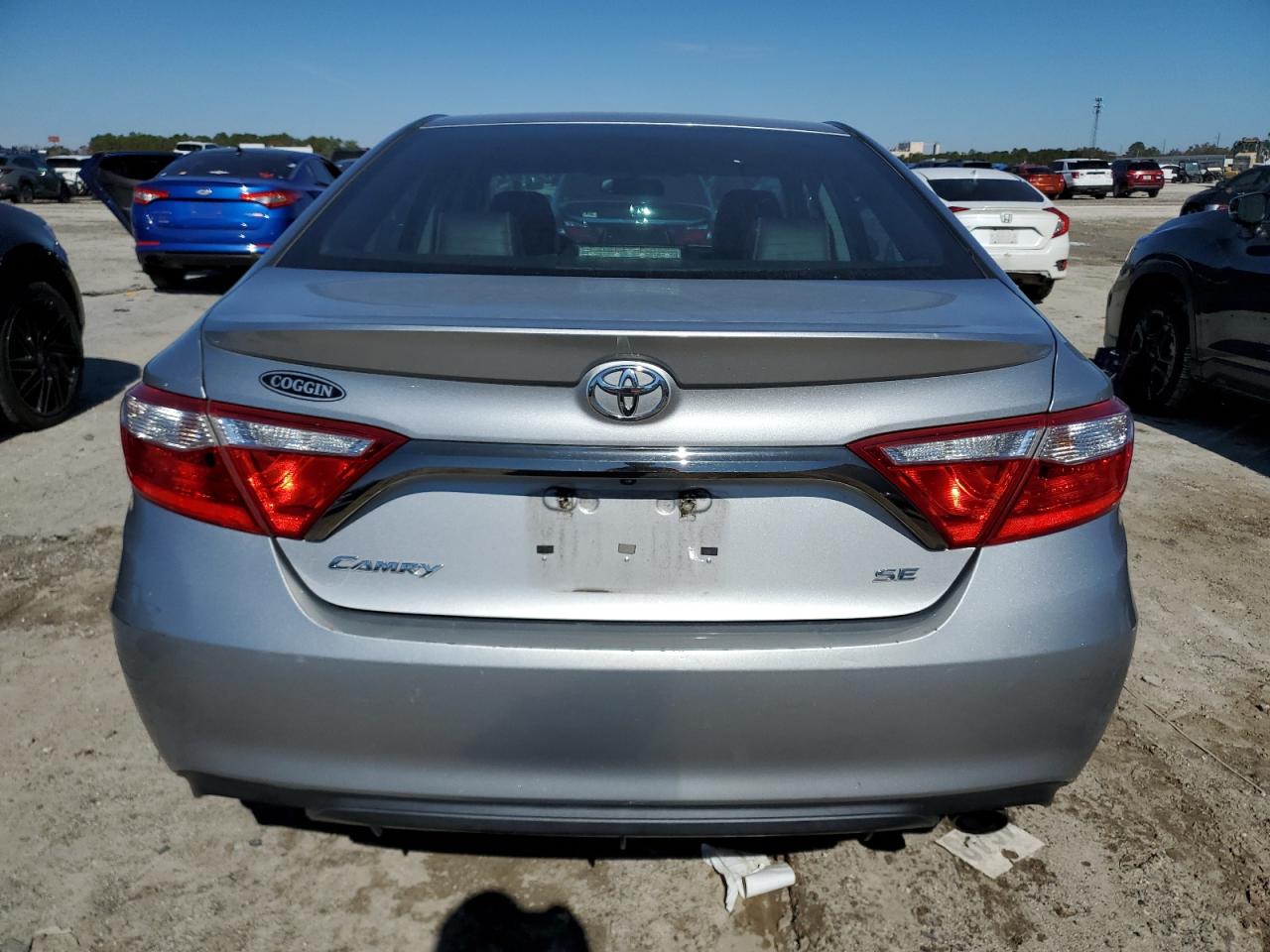 2016 Toyota Camry - Image 6