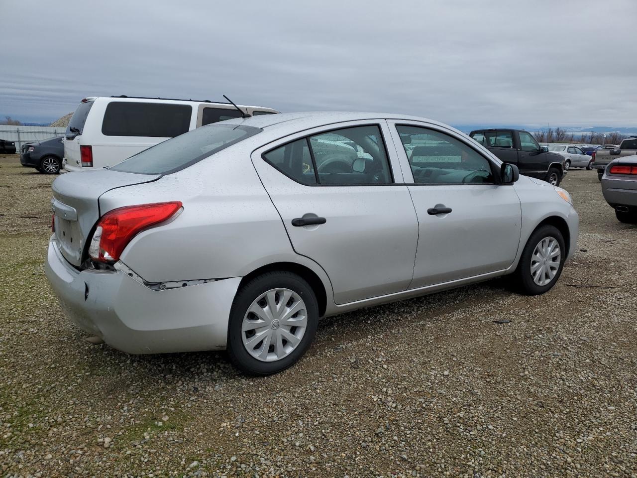 VIN 3N1CN7AP7EL832130 2014 NISSAN VERSA no.3