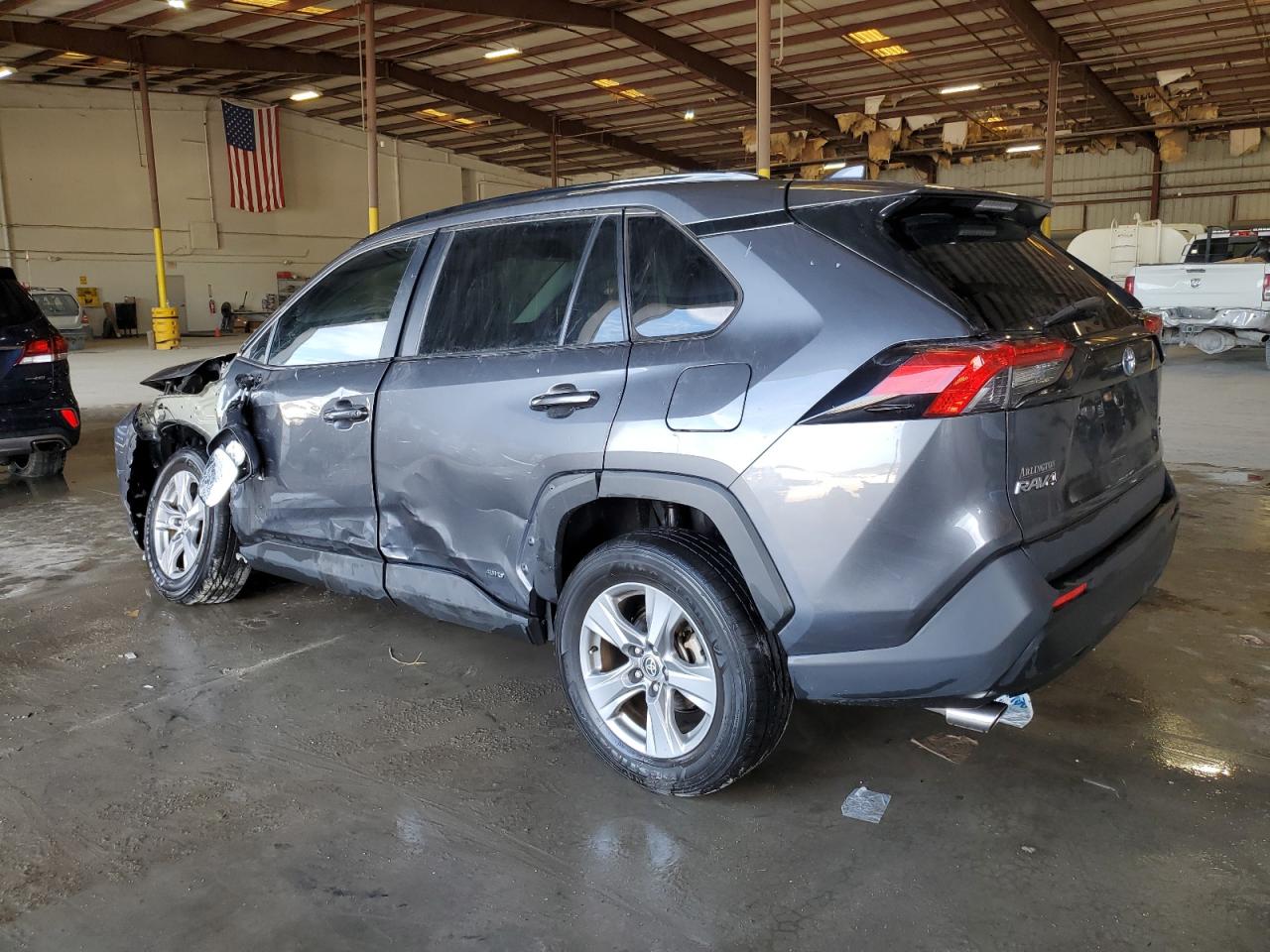 2022 Toyota RAV 4 - Image 2