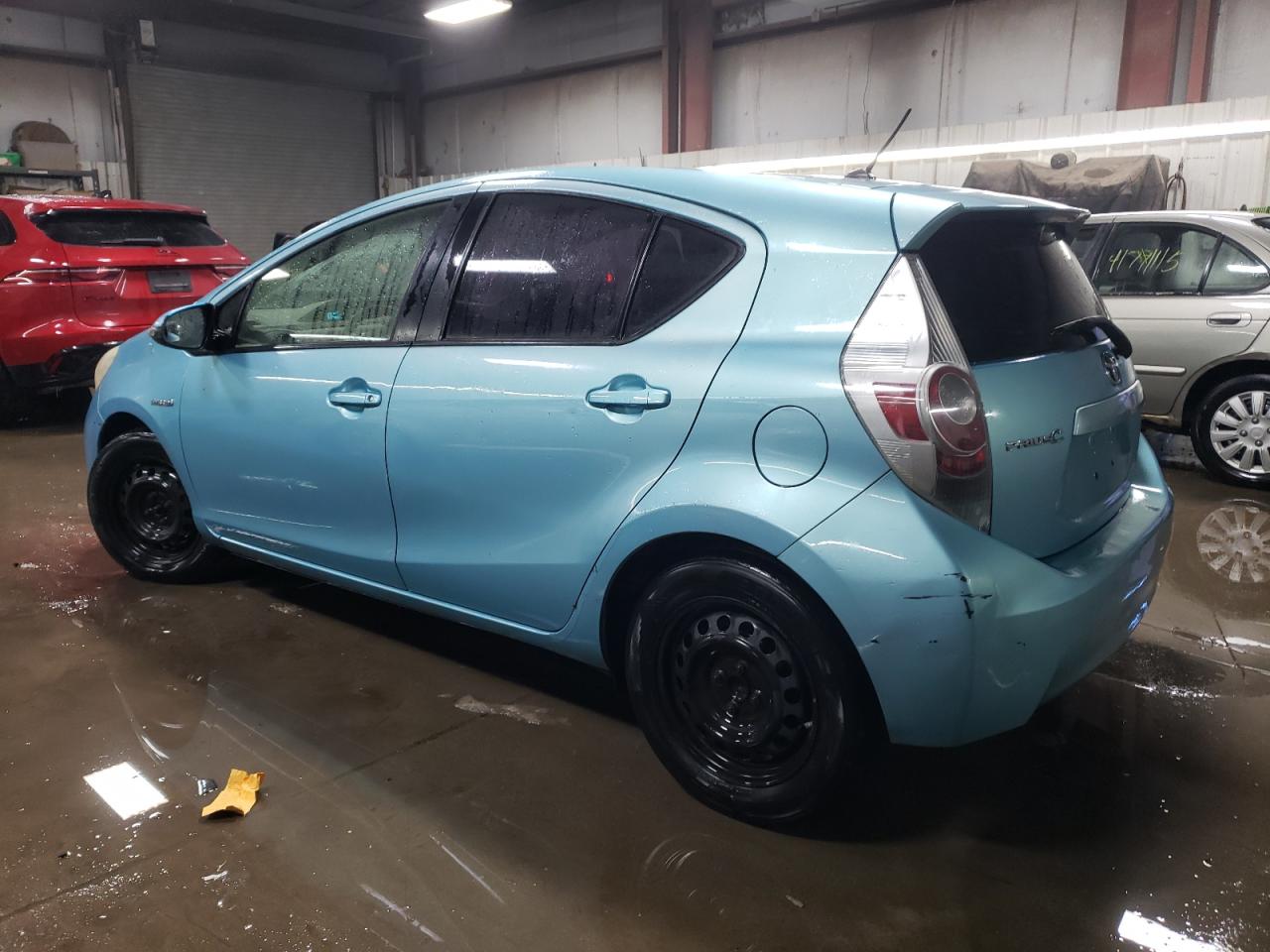 2014 Toyota Prius - Image 2