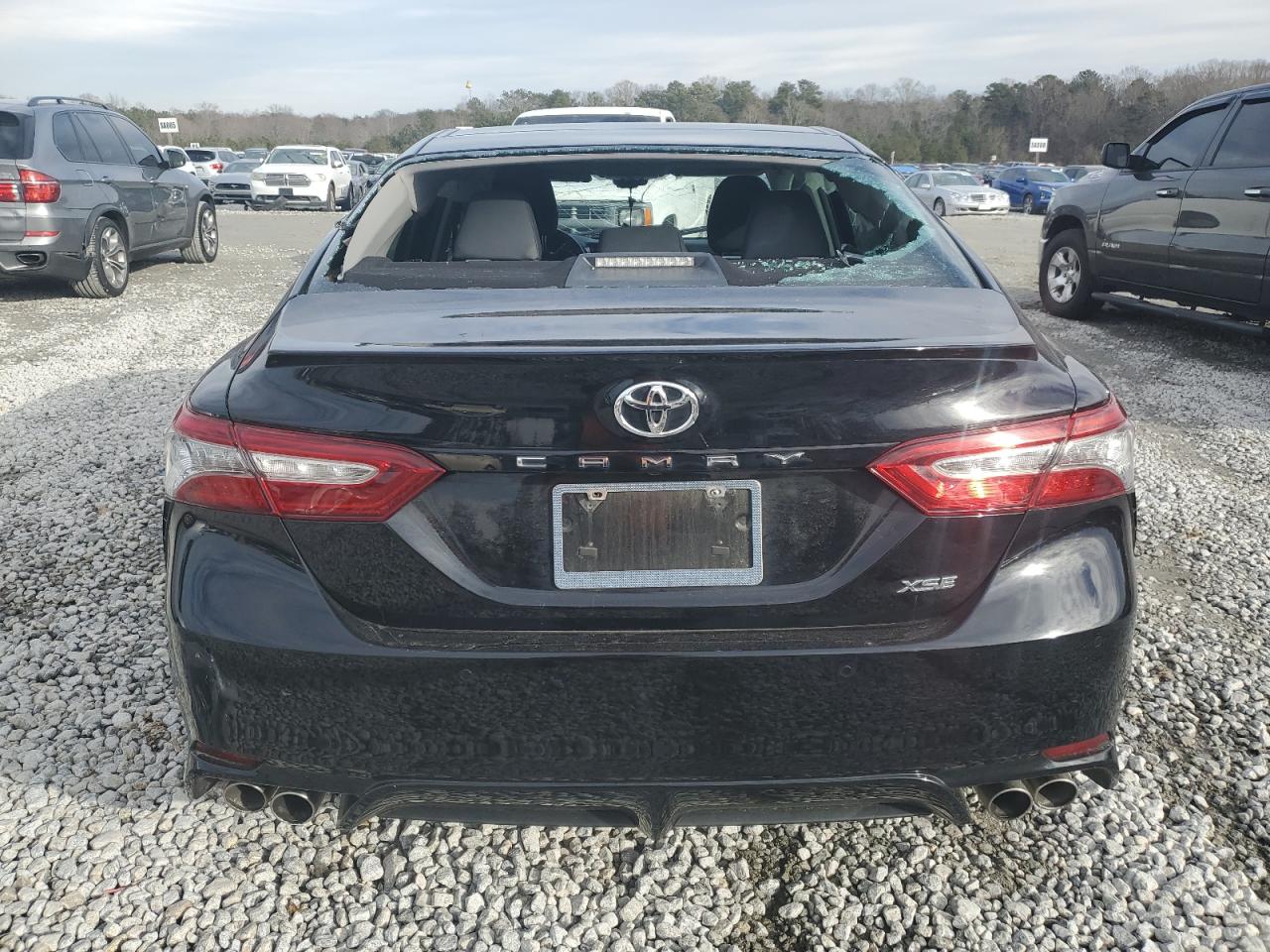2018 Toyota Camry - Image 6