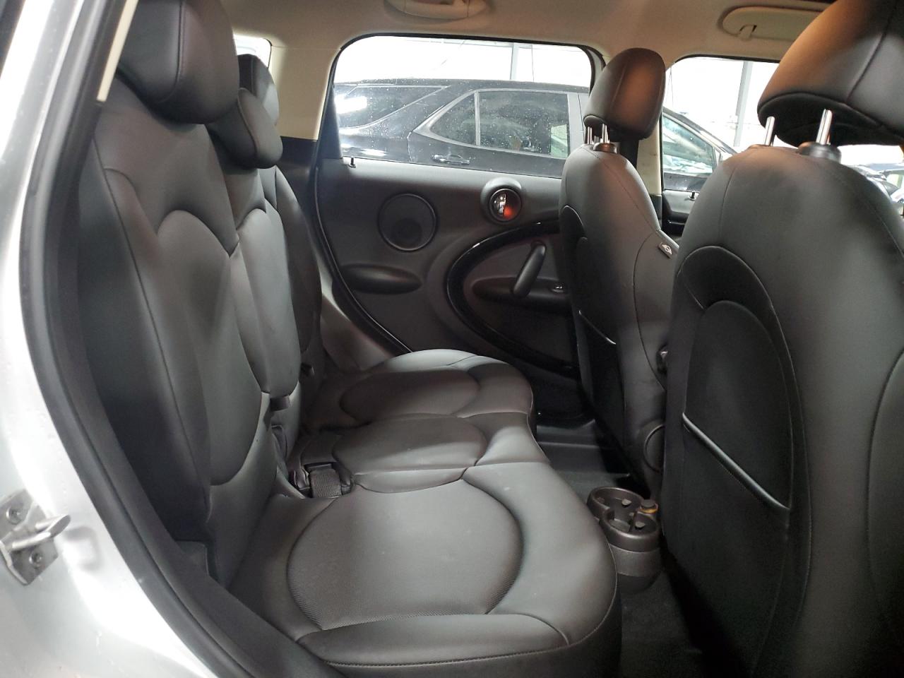 2014 MINI Cooper - Image 11
