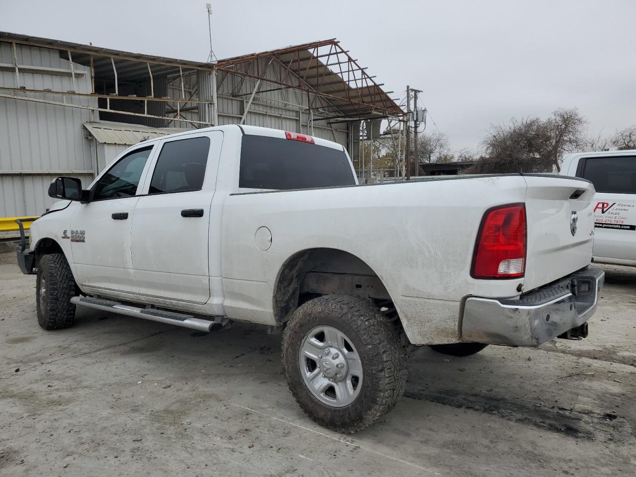 2017 RAM 2500 - Image 2
