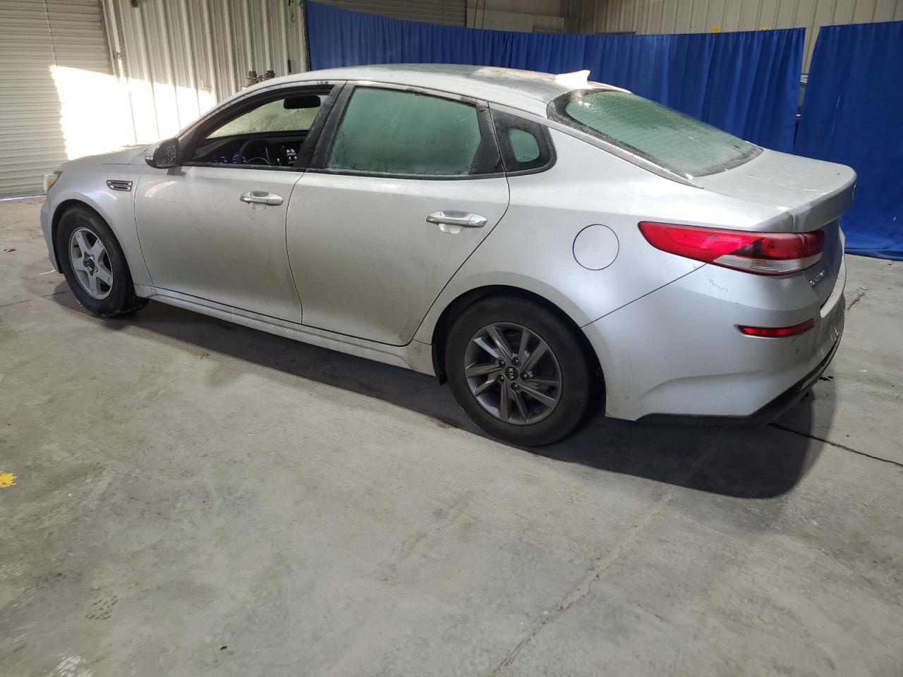 2020 Kia Optima - Image 2