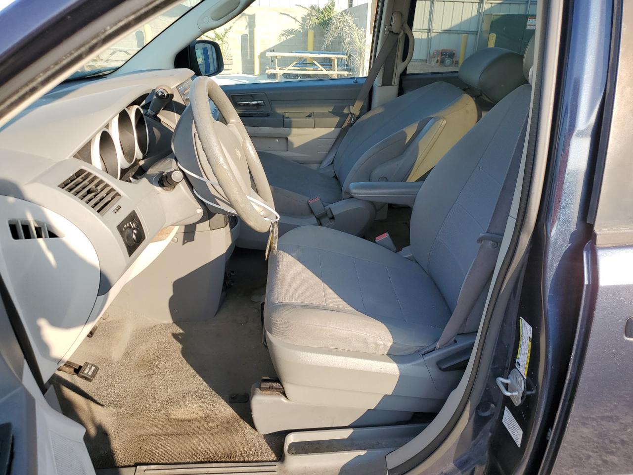 2008 Dodge Caravan - Image 7