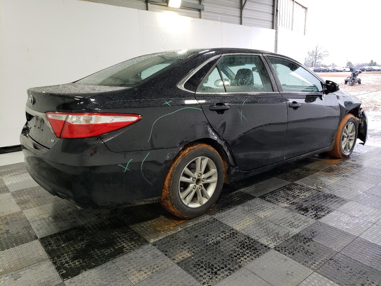 2017 Toyota Camry - Image 3