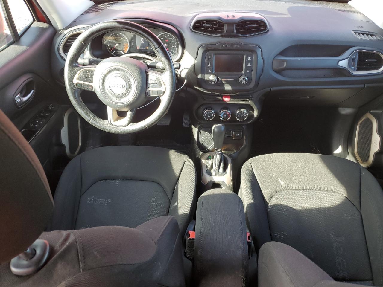 2015 Jeep Renegade - Image 8