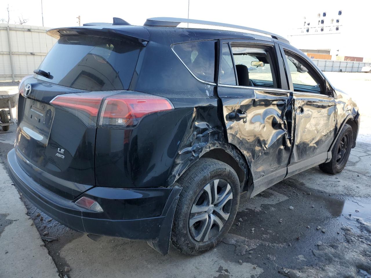 2018 Toyota RAV 4 - Image 3
