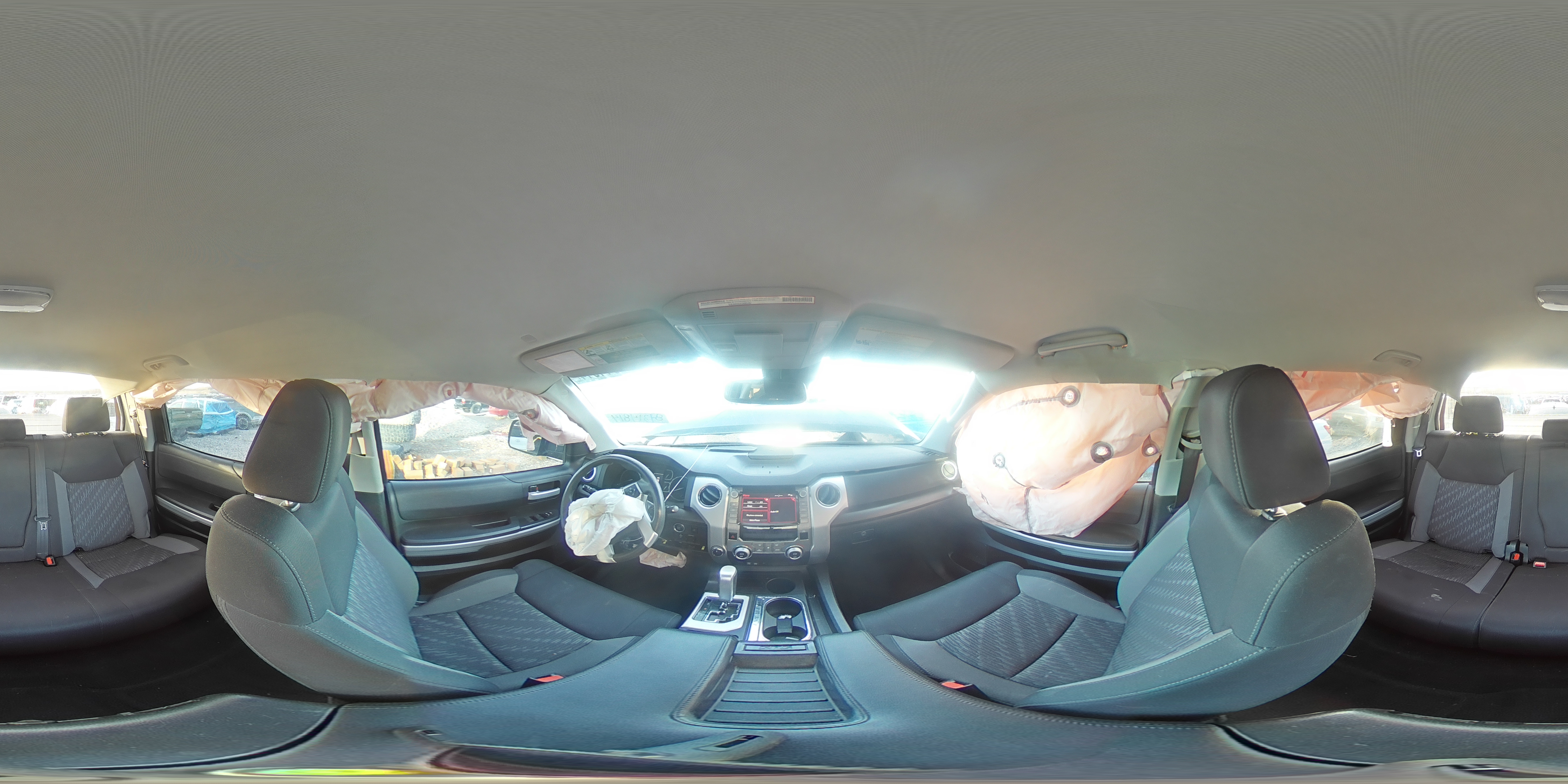 2020 Toyota Tundra - Image 14