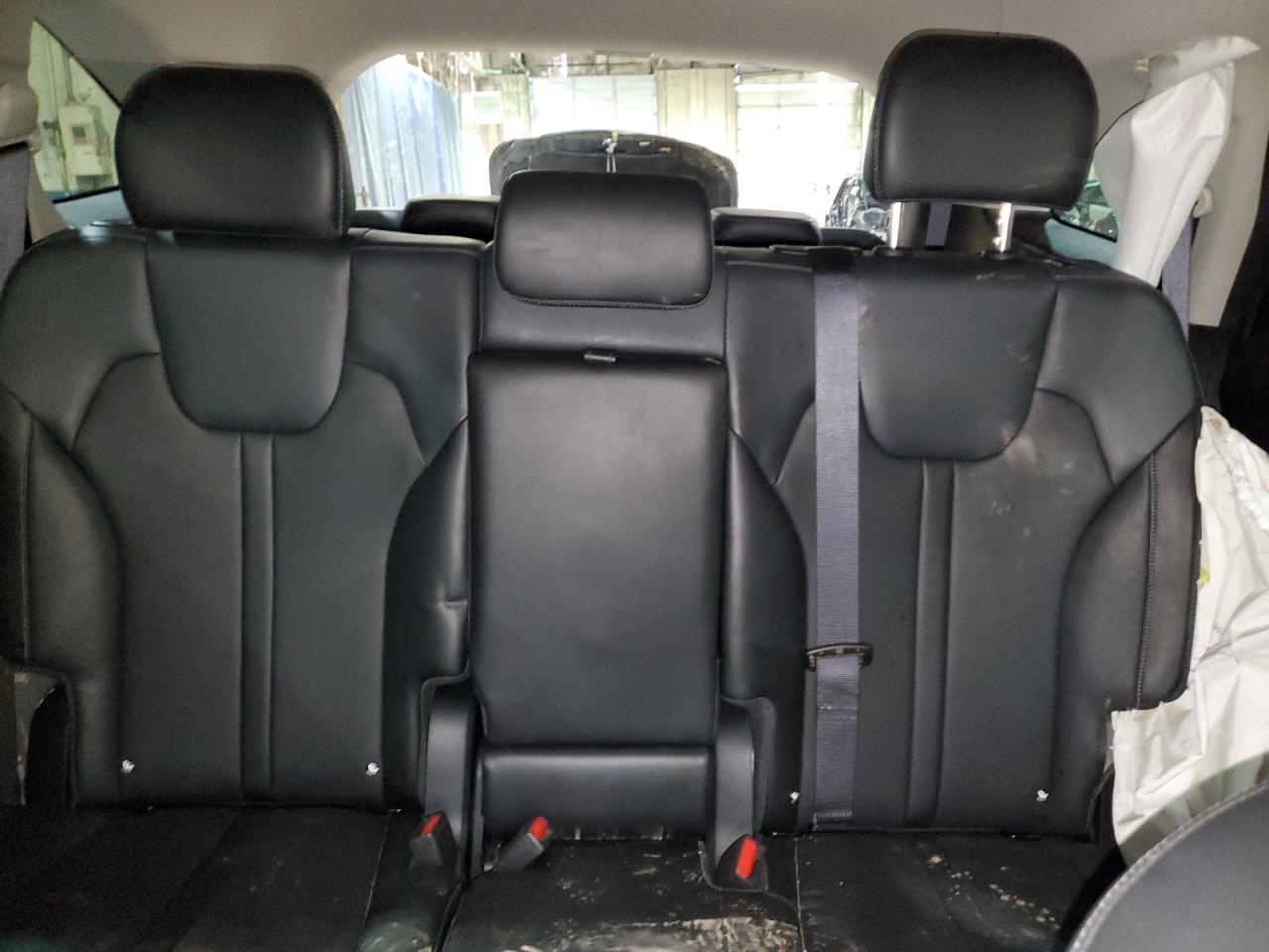 2024 Kia Sorento - Image 10