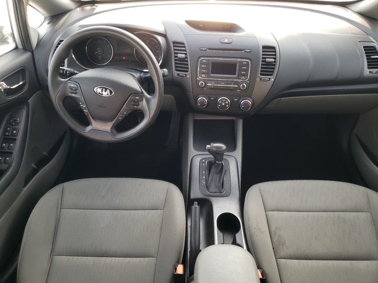 2015 Kia Forte - Image 8