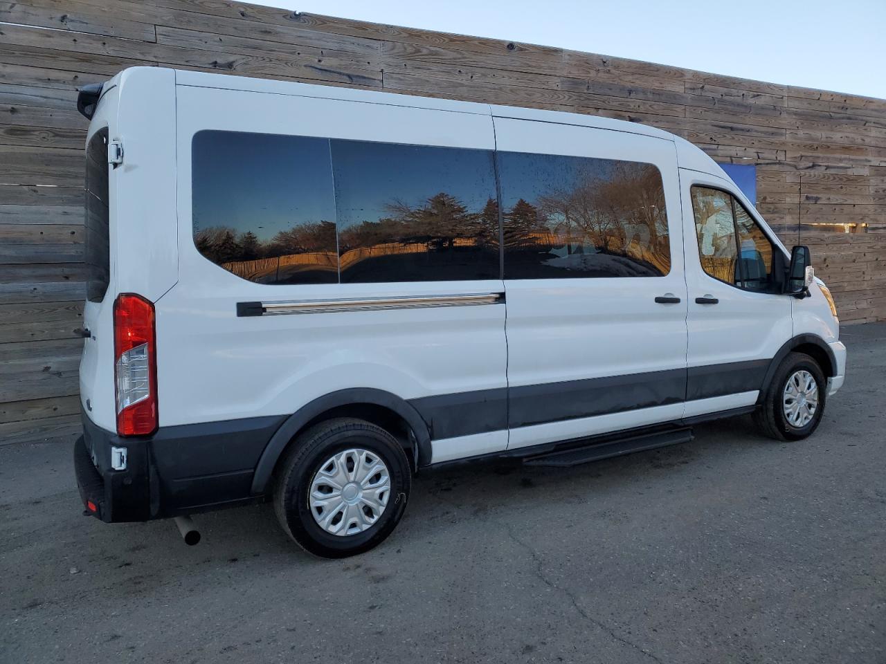 VIN 1FBAX2C82PKA70924 2023 FORD TRANSIT no.3