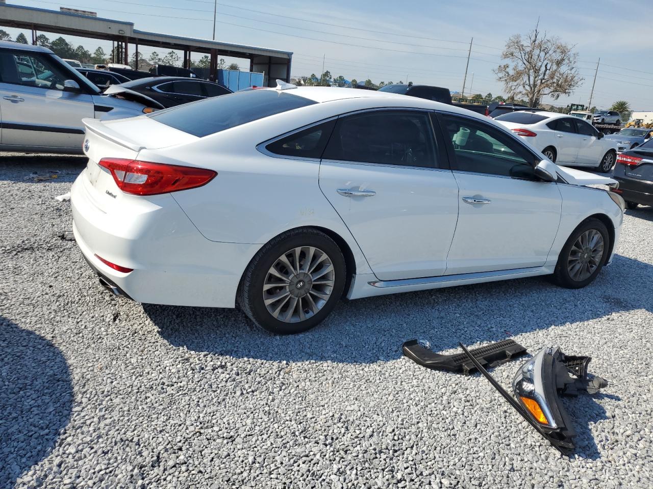 2015 Hyundai Sonata - Image 3