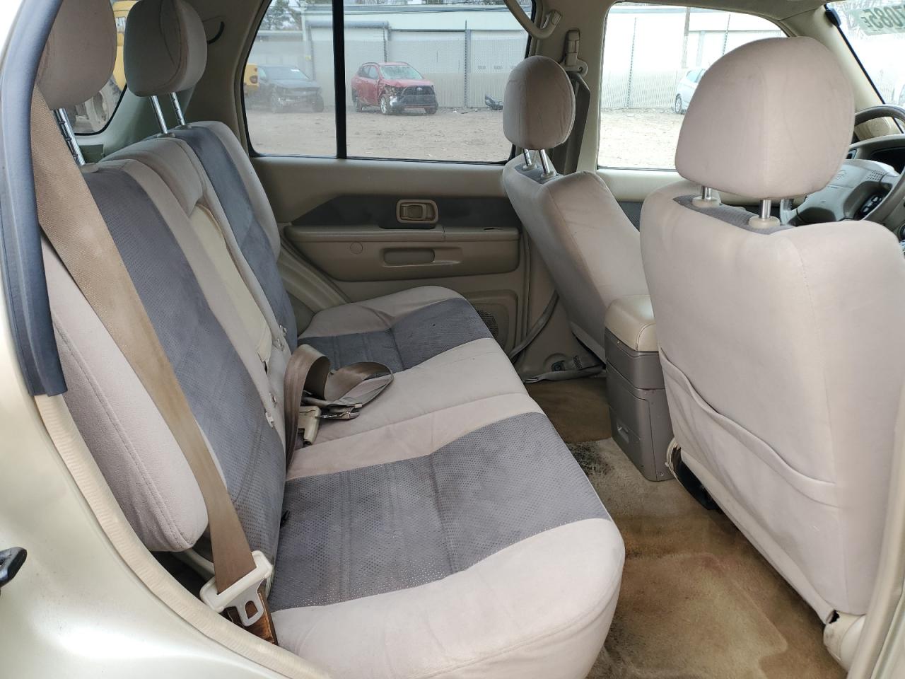 2001 Nissan Pathfinder - Image 11