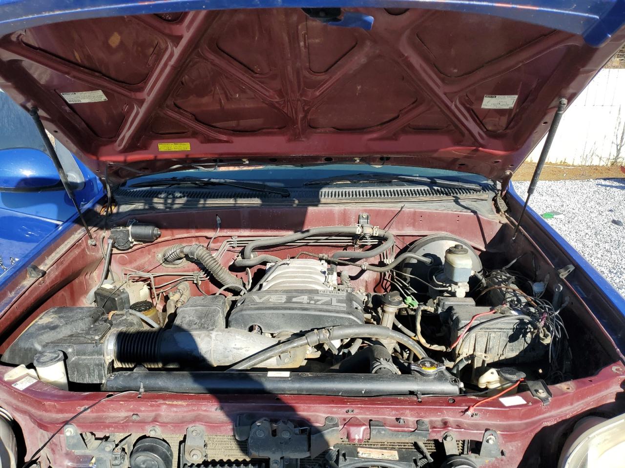2004 Toyota Tundra - Image 12
