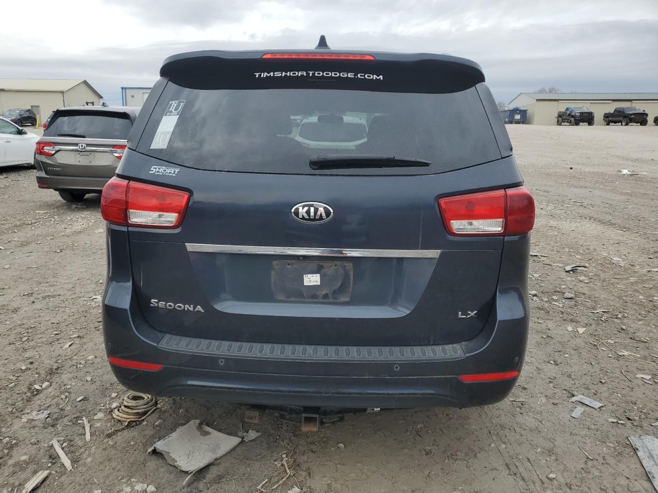 2015 Kia Sedona - Image 6