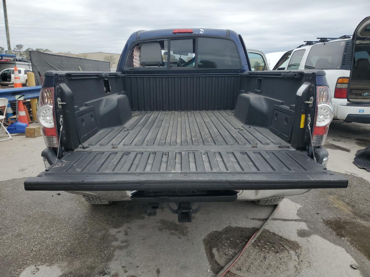 2012 Toyota Tacoma - Image 6