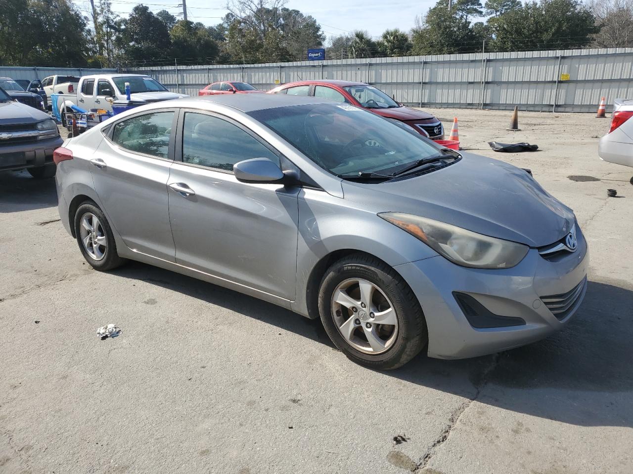 2015 Hyundai Elantra - Image 4
