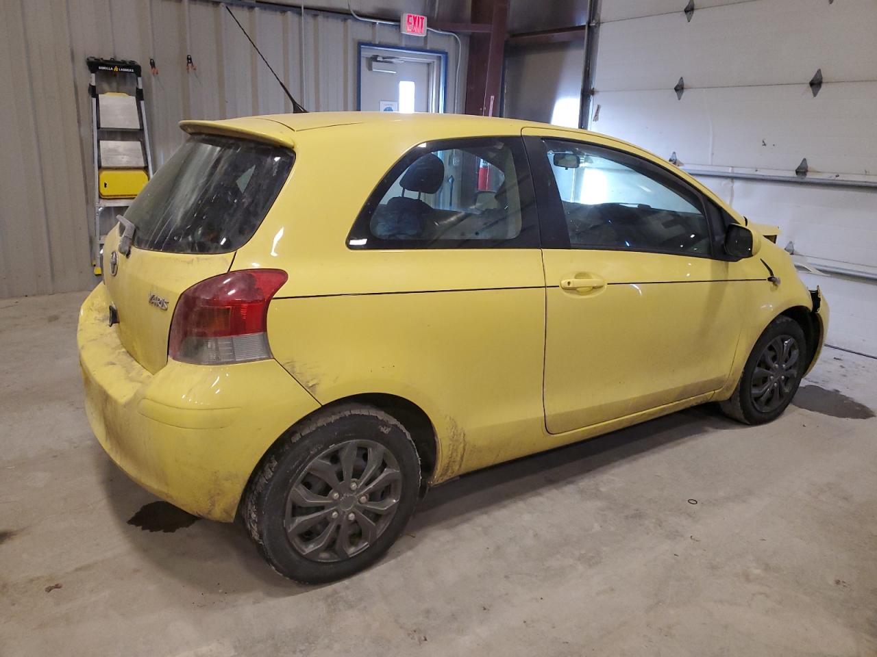2010 Toyota Yaris - Image 3