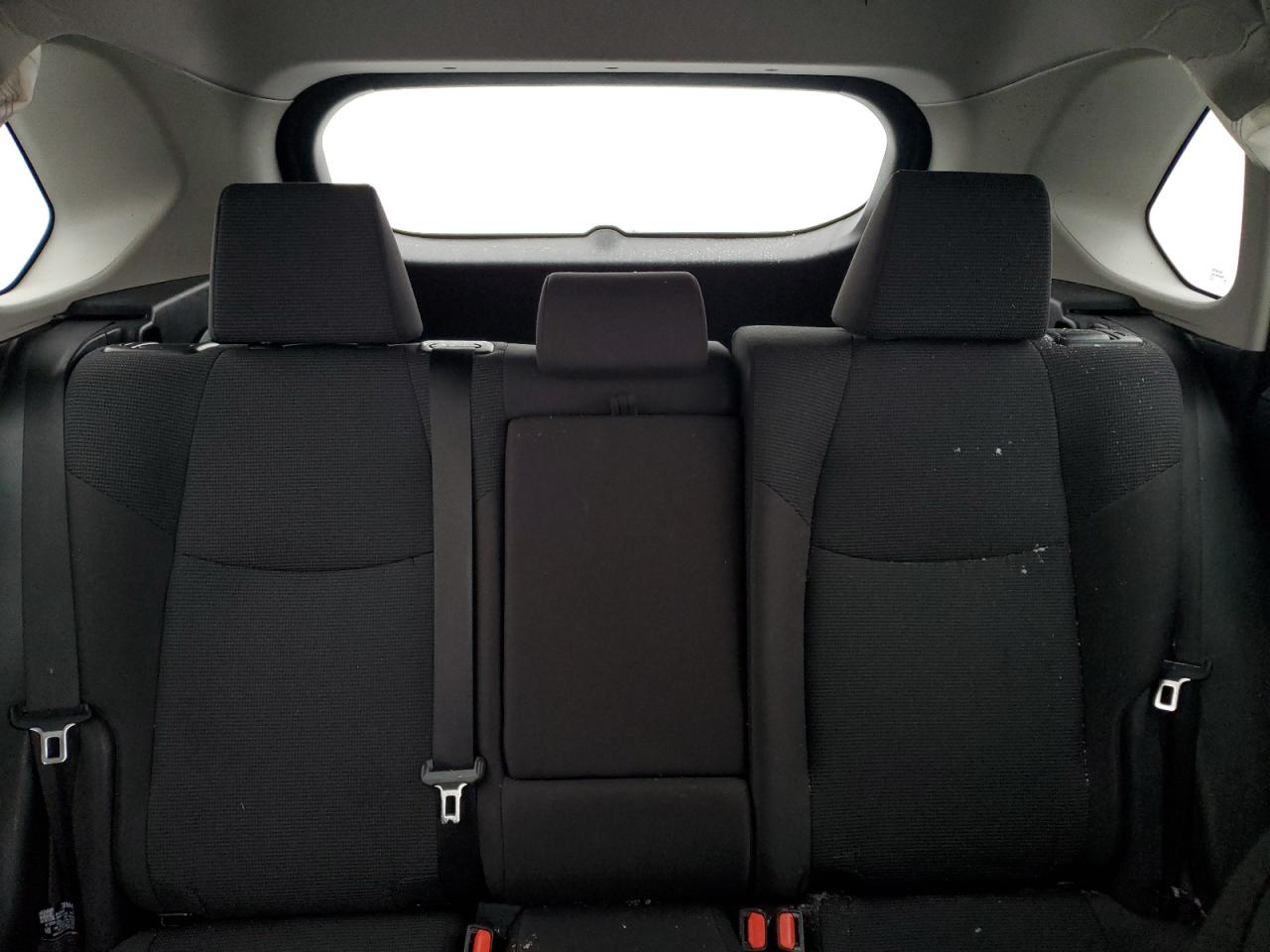 2024 Toyota RAV 4 - Image 10