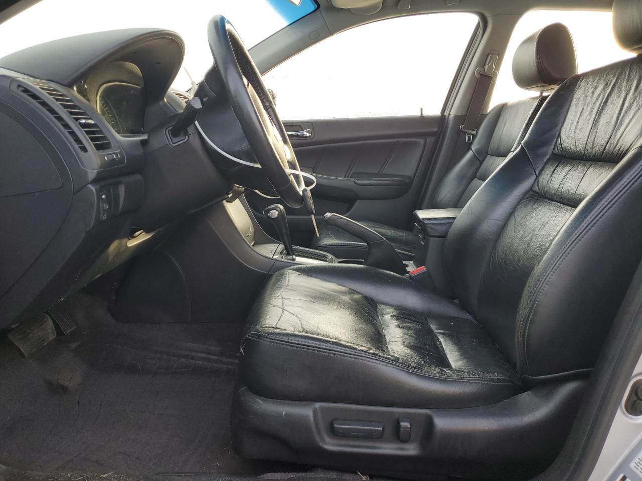2005 Honda Accord - Image 7