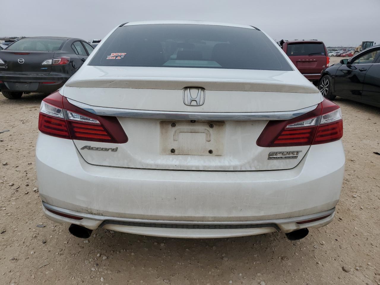 2017 Honda Accord - Image 6
