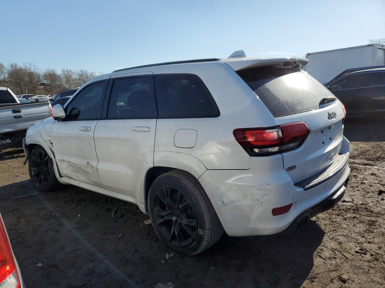 2015 Jeep Grand Cherokee - Image 2