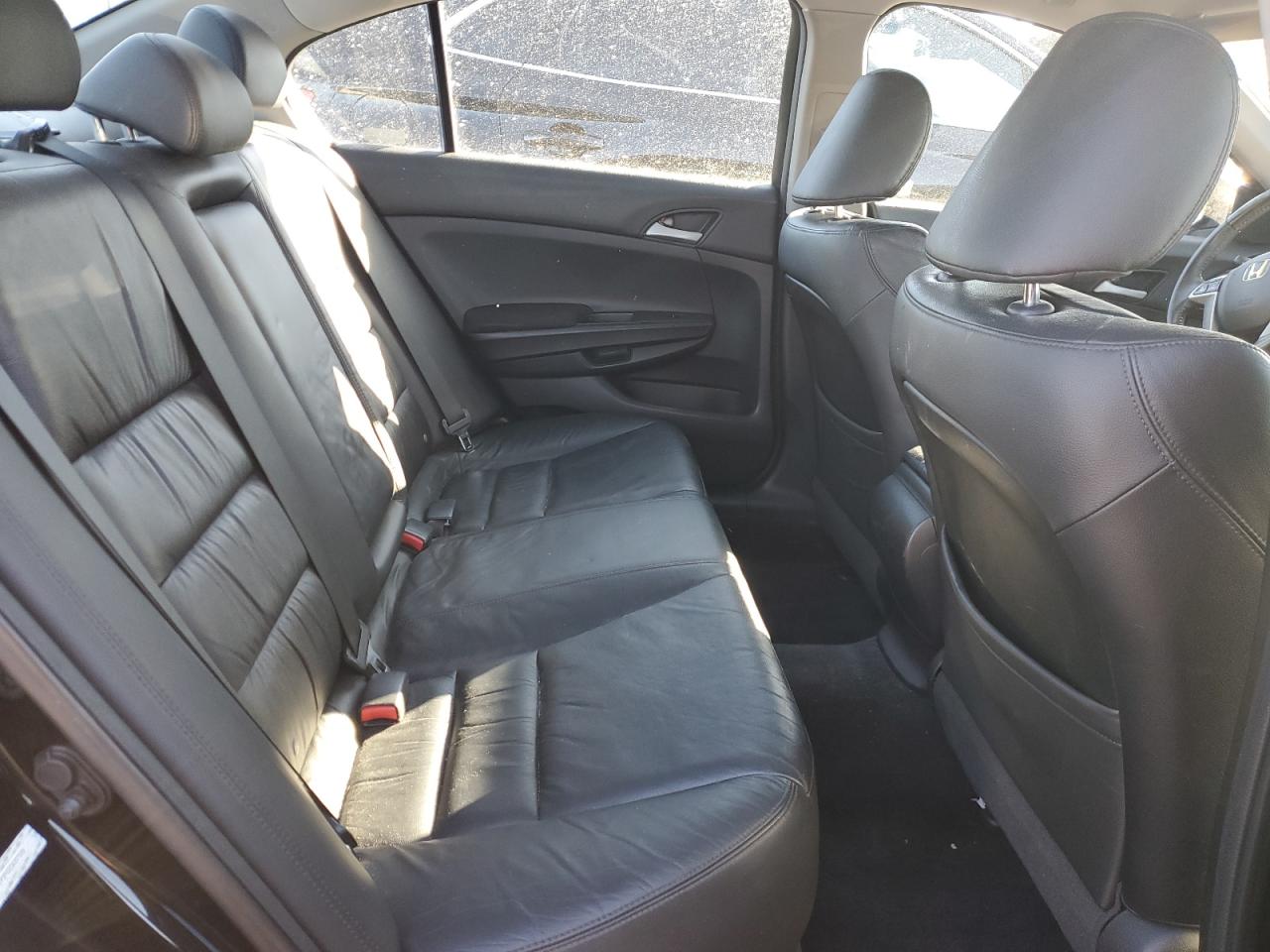 2012 Honda Accord - Image 10